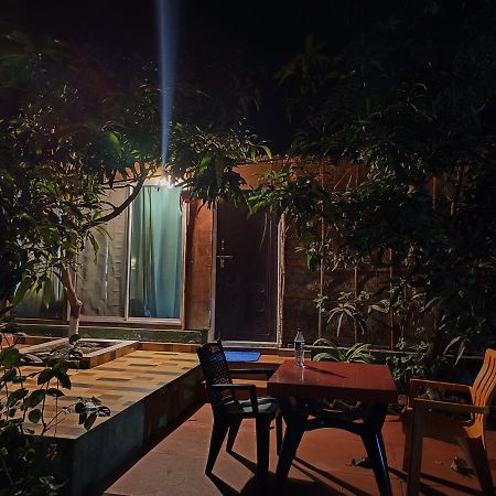 Lotus Riya Home Stay 함피 외부 사진