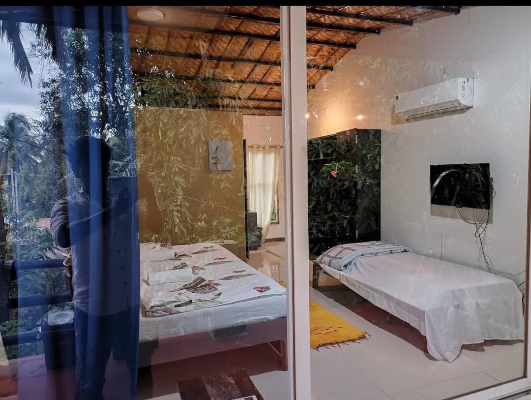 Lotus Riya Home Stay 함피 객실 사진