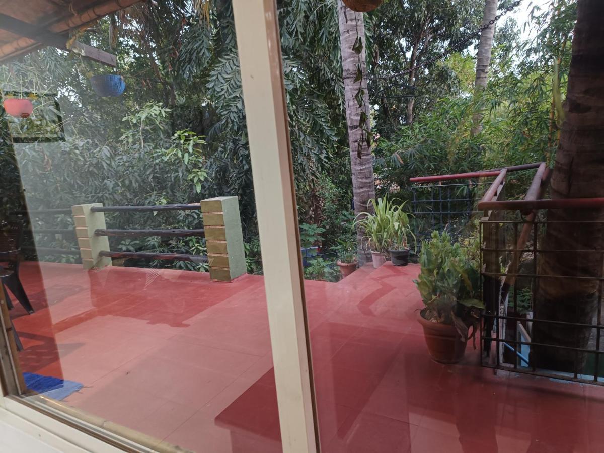 Lotus Riya Home Stay 함피 외부 사진